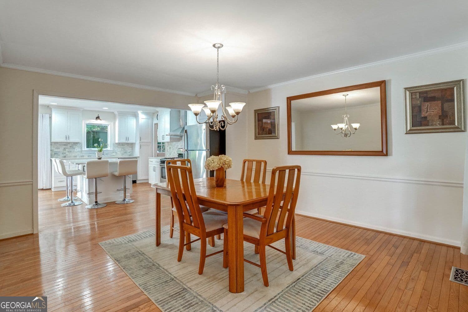 4 bedroom, 2.5 bathroom, 2,356 sq ft single family residence for rent at 295 Oakmere Road, Alpharetta, GA 30009 for $4,250 a month — photo 9