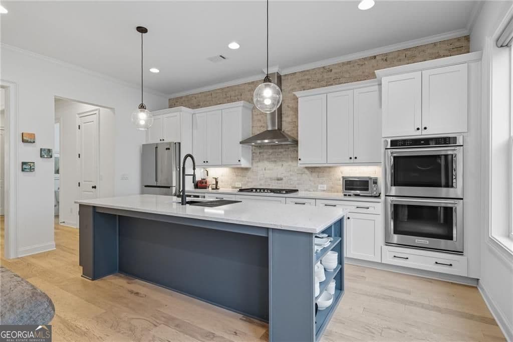 4 bedroom, 3.5 bathroom, 3,716 sq ft single family residence for sale at 3226 Artessa Lane, Roswell, GA 30075 — photo 4