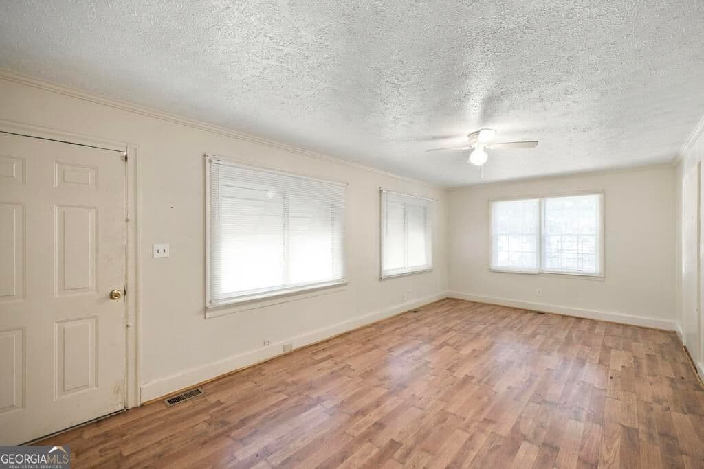 3 bedroom, 1 bathroom, 1,216 sq ft single family residence for sale at 1340 Burton Avenue, Macon, GA 31204 — photo 3