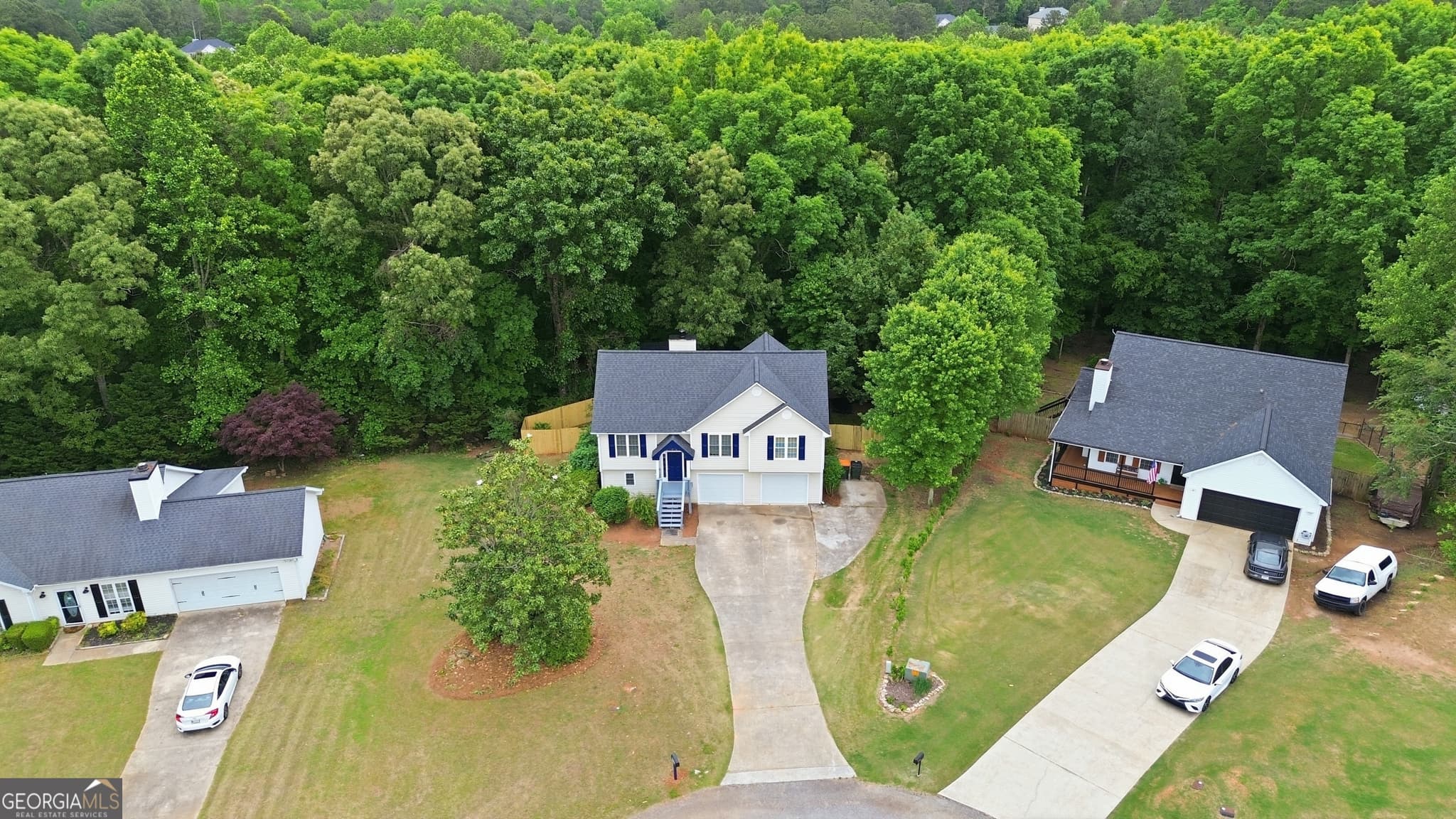 4 bedroom, 3 bathroom, 1,755 sq ft single family residence for sale at 1026 Carriage Way, Loganville, GA 30052 — photo 5