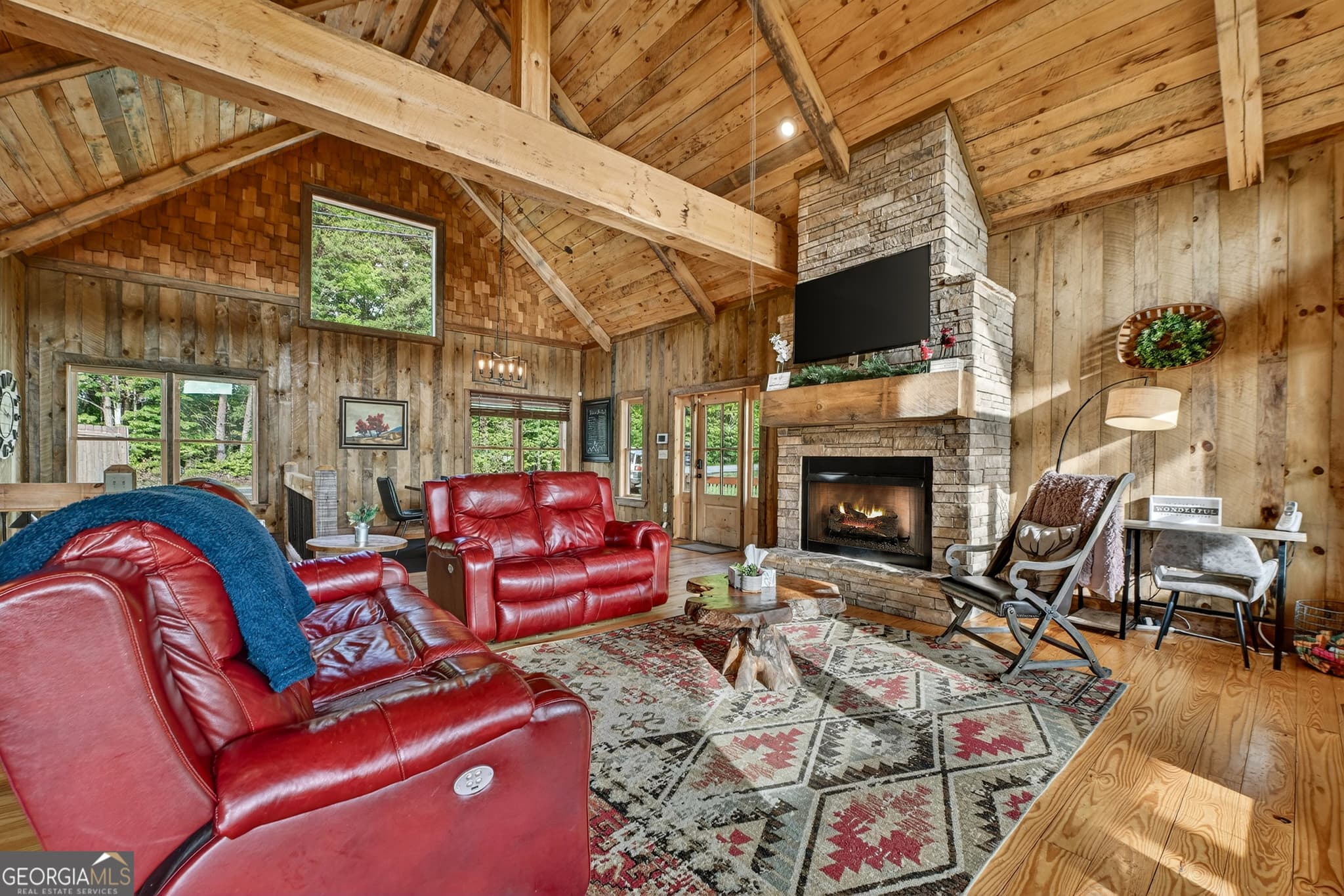 3 bedroom, 3.5 bathroom, 3,144 sq ft cabin,single family residence for sale at 3804 Aska Road, Blue Ridge, GA 30513 — photo 6