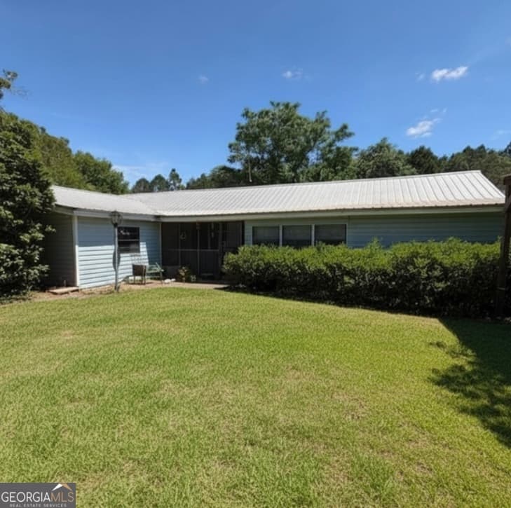 3 bedroom, 2 bathroom, 1,800 sq ft single family residence for sale at 560 Rabitsch Road, Millen, GA 30442
