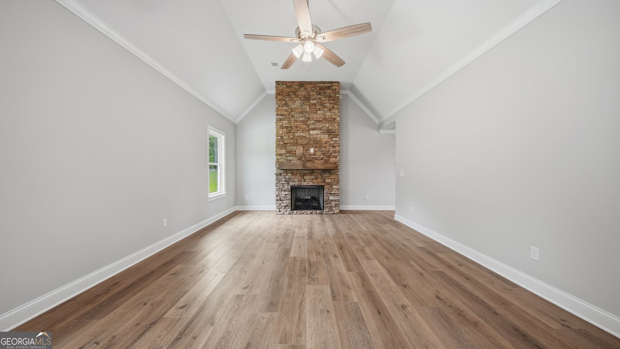3 bedroom, 2.5 bathroom, 2,735 sq ft single family residence for sale at 8076 Abraham Lane, Ooltewah, TN 37363 — photo 6