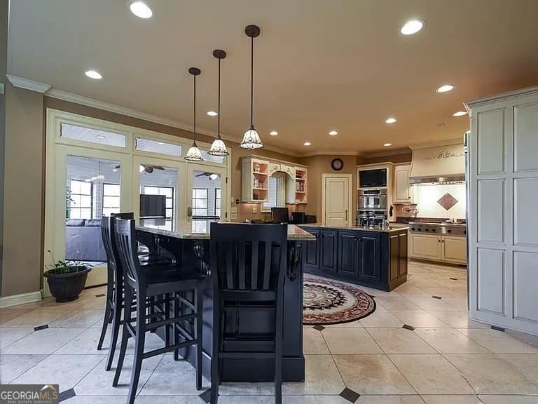 5 bedroom, 4 bathroom, 4,465 sq ft single family residence for sale at 1818 Stoney Crest Drive, Elberton, GA 30635 — photo 6