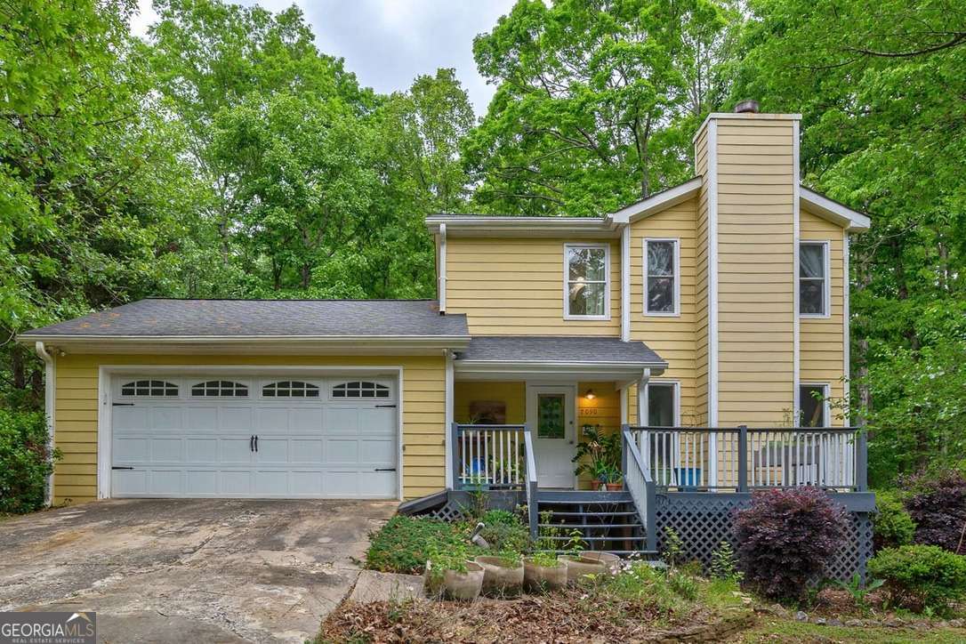 4 bedroom, 3 bathroom, 1,793 sq ft single family residence sold at 7090 Hickory Drive, Winterville, GA 30683