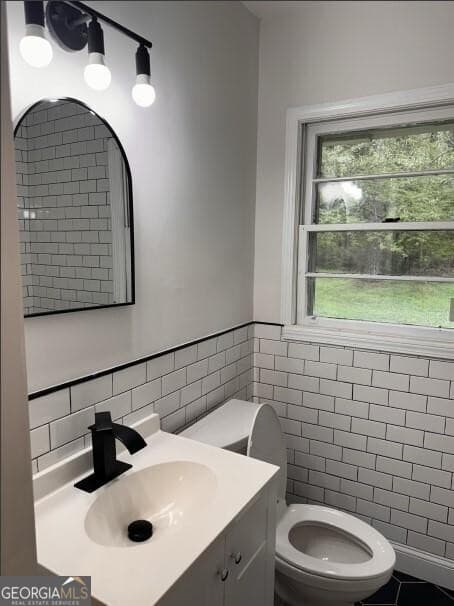 3 bedroom, 2 bathroom, 1,326 sq ft single family residence for sale at 2037 Brannen Road, Atlanta, GA 30316 — photo 8