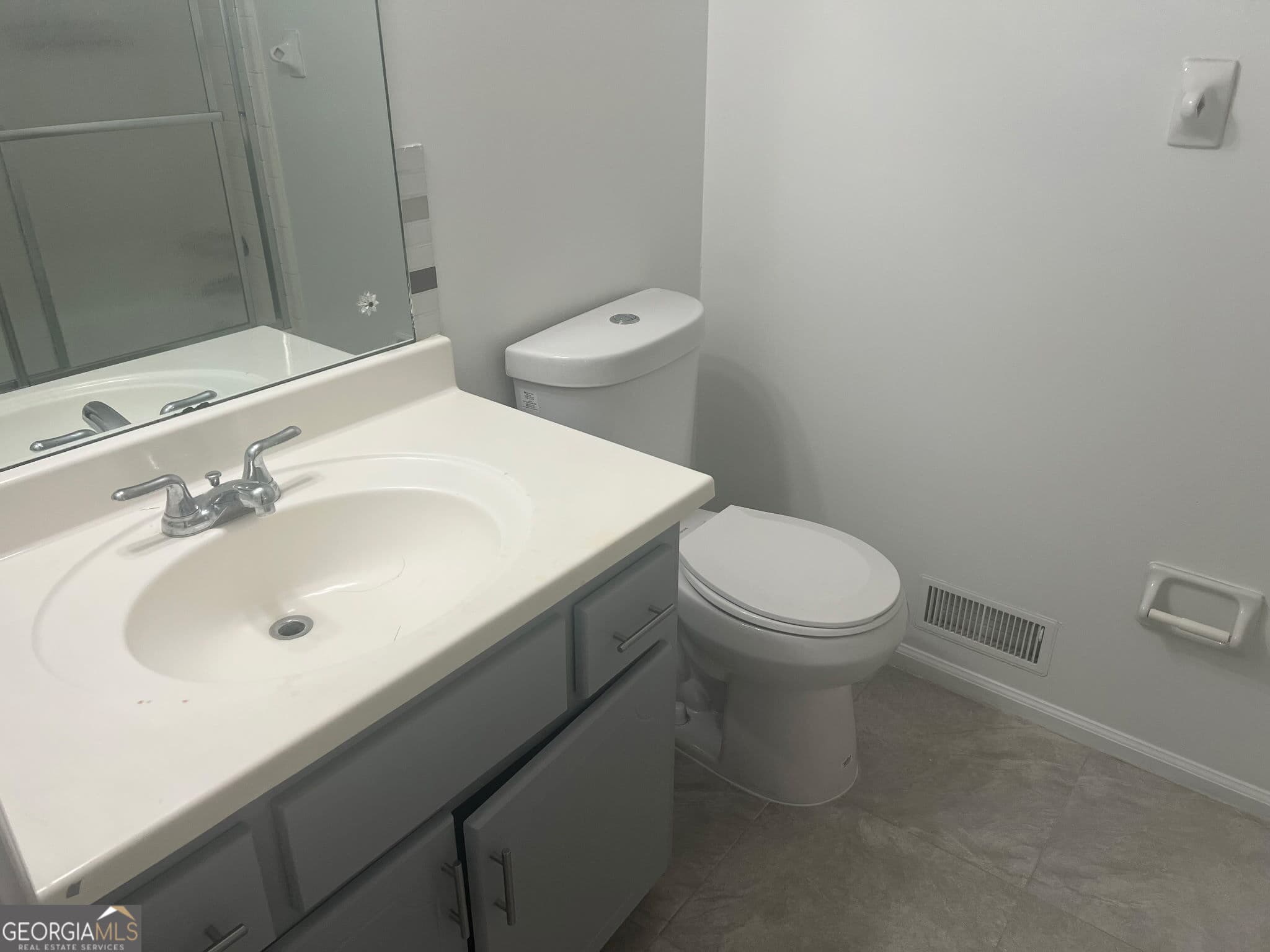 2 bedroom, 2.5 bathroom, 1,452 sq ft single family residence for rent at 180 Williamsburg Way, Fayetteville, GA 30214 for $1,600 a month — photo 5