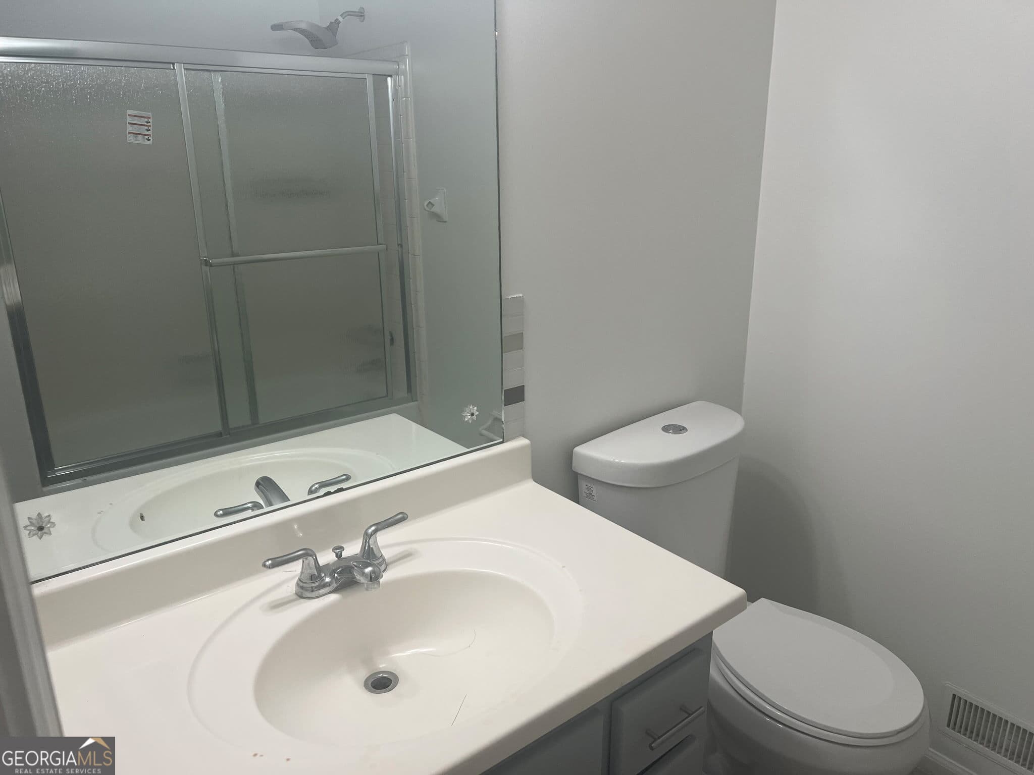 2 bedroom, 2.5 bathroom, 1,452 sq ft single family residence for rent at 180 Williamsburg Way, Fayetteville, GA 30214 for $1,600 a month — photo 4