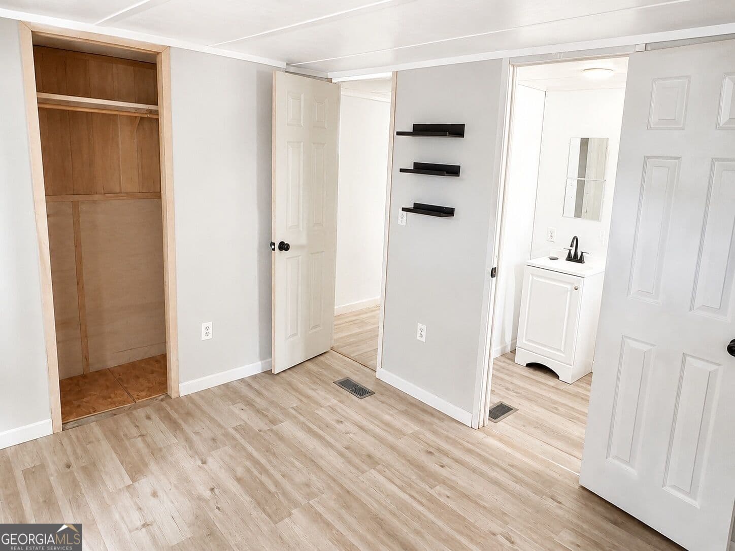 2 bedroom, 2 bathroom manufactured home,single family residence for sale at 316 Carter Road, Auburn, GA 30011 — photo 10