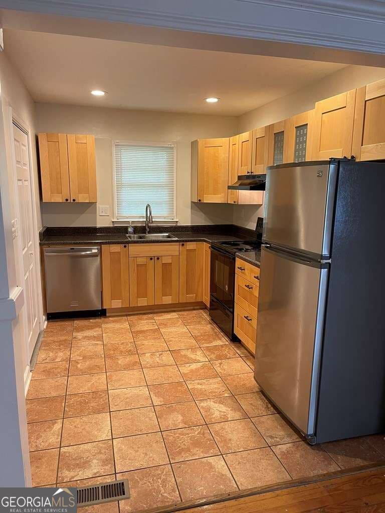 3 bedroom, 1 bathroom, 1,012 sq ft single family residence for rent at 2288 Bonner Road, East Point, GA 30344 for $1,695 a month — photo 6