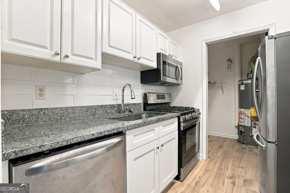 1 bedroom, 1 bathroom condominium for sale at 4628 Vinings Central Run 126, Atlanta, GA 30339 — photo 6