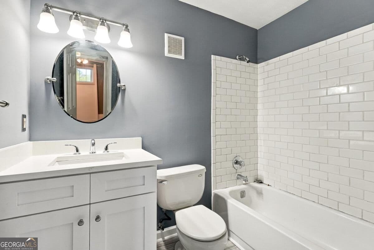 1 bedroom, 1 bathroom condominium for sale at 4628 Vinings Central Run 126, Atlanta, GA 30339 — photo 9