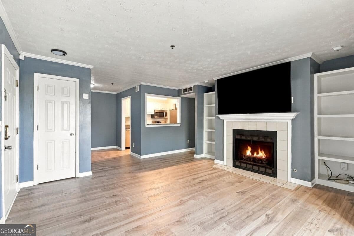 1 bedroom, 1 bathroom condominium for sale at 4628 Vinings Central Run 126, Atlanta, GA 30339 — photo 4