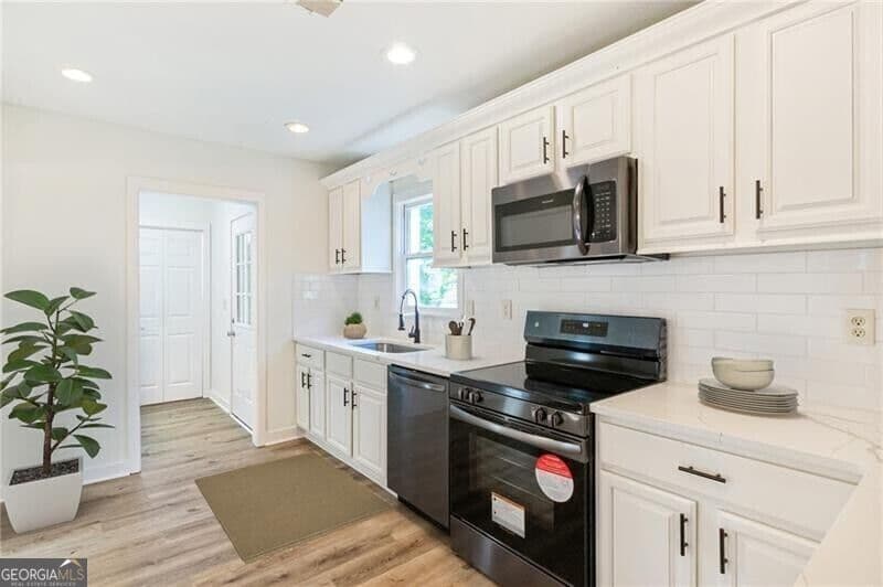 3 bedroom, 2 bathroom, 1,098 sq ft single family residence for rent at 1258 Lyle Avenue, Atlanta, GA 30344 for $1,750 a month — photo 9