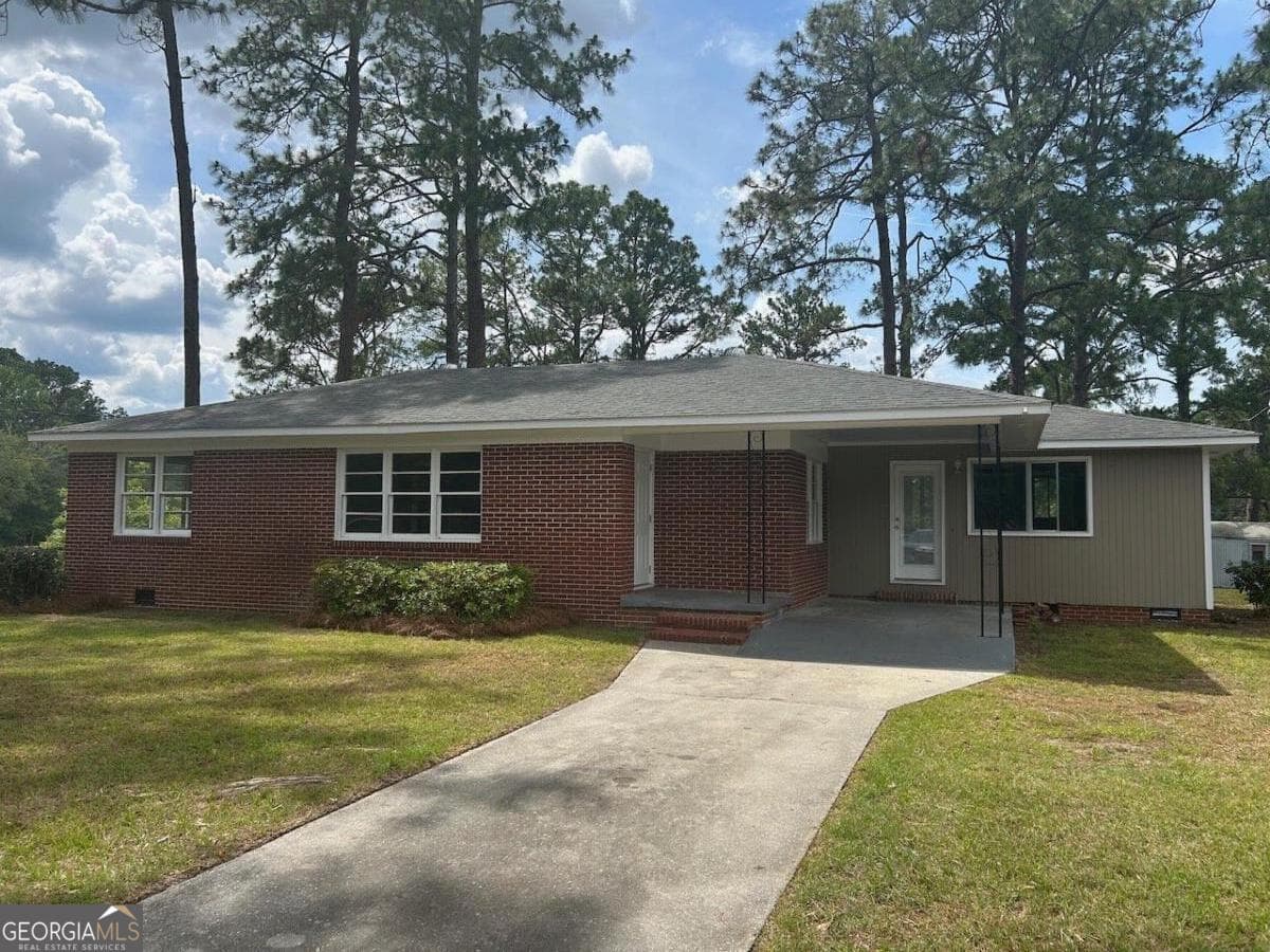 4 bedroom, 2 bathroom, 1,423 sq ft single family residence for sale at 843 Prosperity Drive, Swainsboro, GA 30401 — photo 3