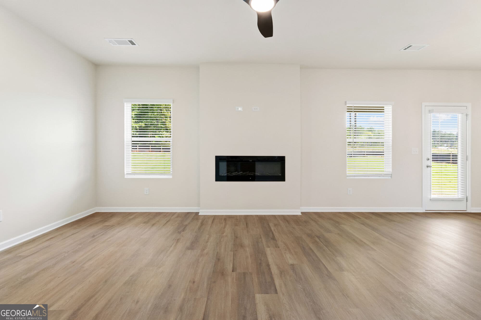 4 bedroom, 3 bathroom, 1,900 sq ft single family residence for sale at 1179 DICKENS Road, Greensboro, GA 30642 — photo 2
