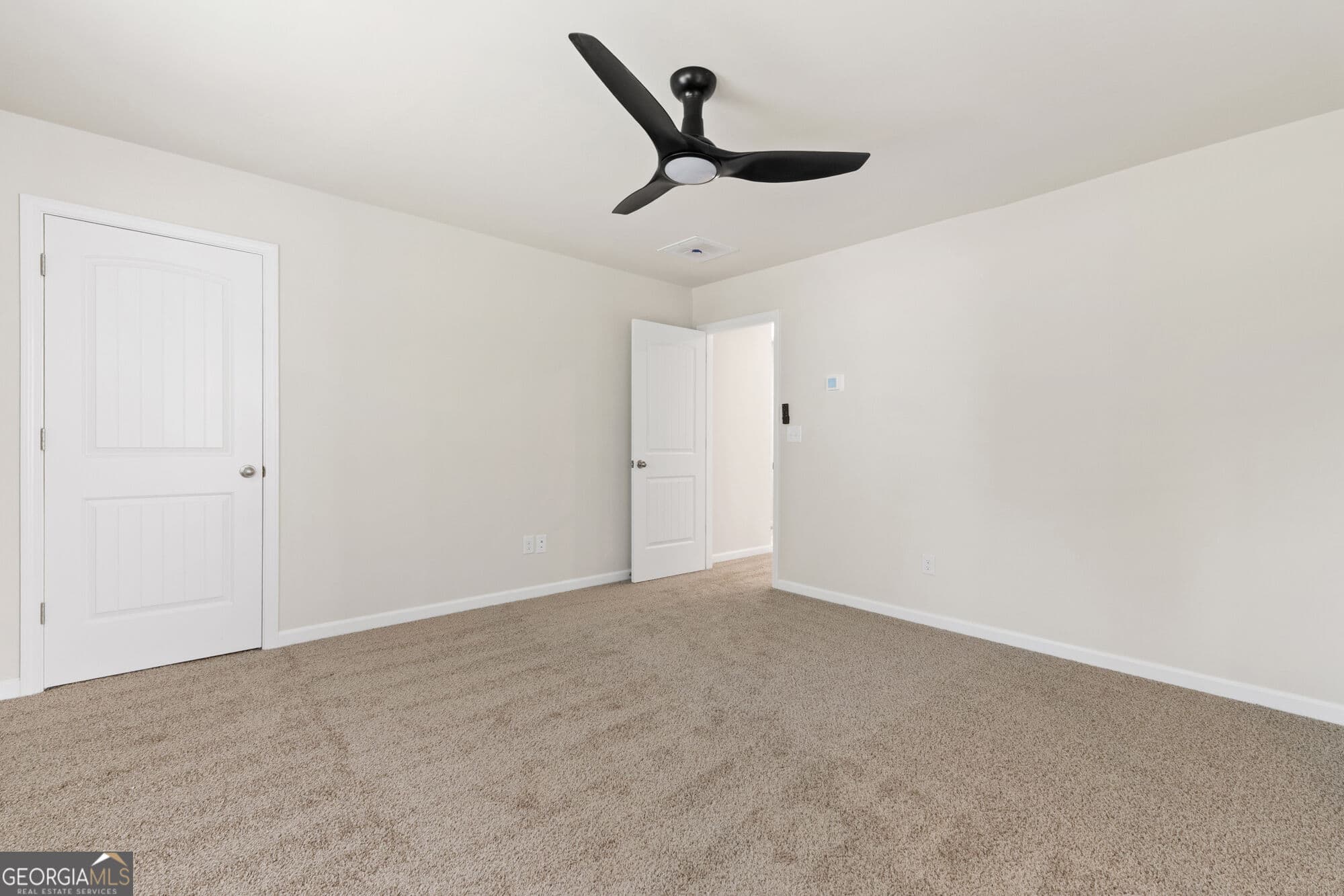 4 bedroom, 3 bathroom, 1,900 sq ft single family residence for sale at 1179 DICKENS Road, Greensboro, GA 30642 — photo 3