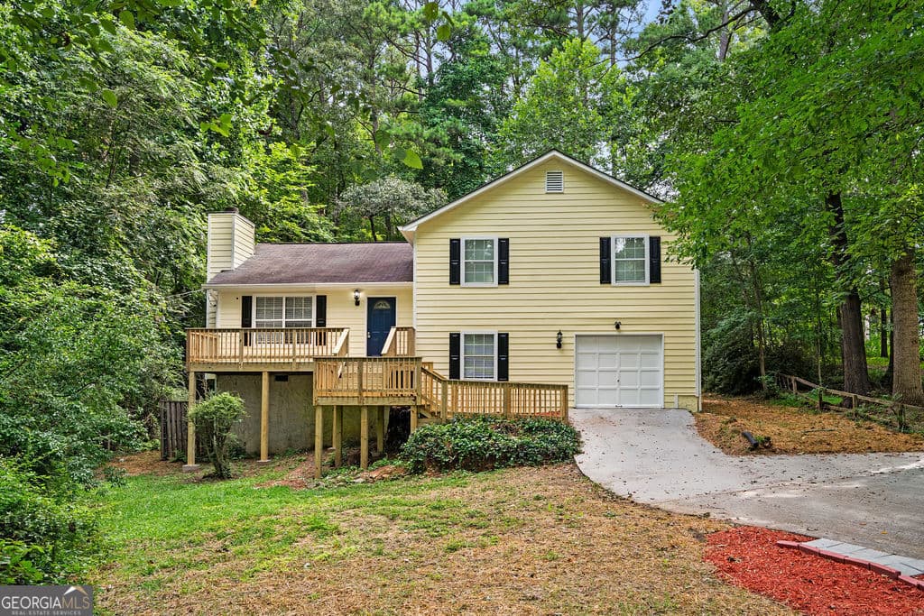 3 bedroom, 2 bathroom, 1,624 sq ft single family residence for sale at 116 Stagecoach Trail, Stockbridge, GA 30281 — photo 3