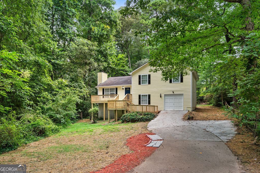3 bedroom, 2 bathroom, 1,624 sq ft single family residence for sale at 116 Stagecoach Trail, Stockbridge, GA 30281 — photo 4