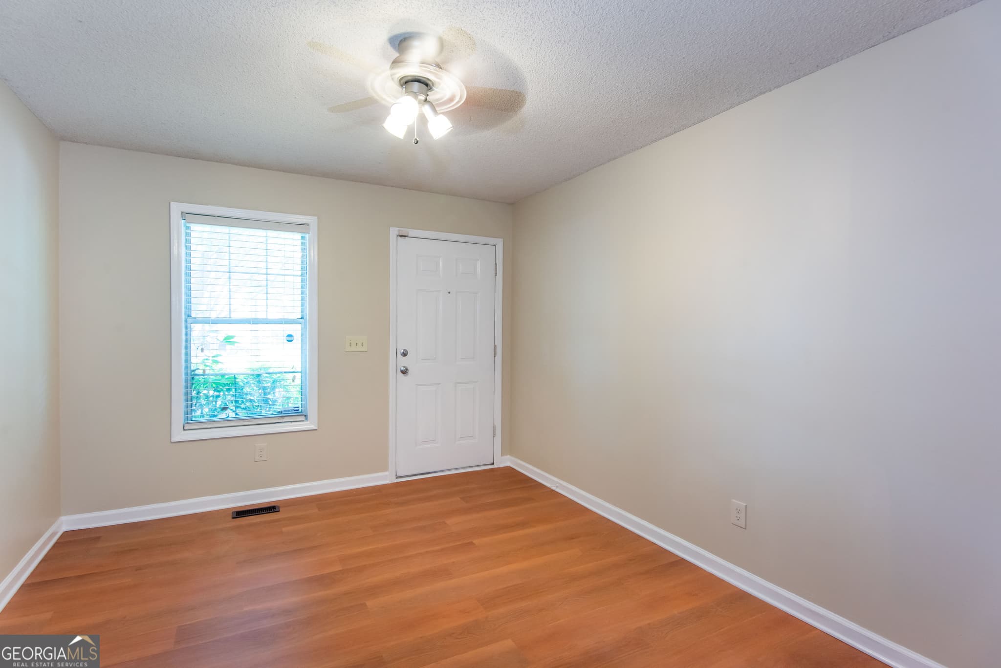 4 bedroom, 2 bathroom quadruplex for rent at 664 Bellemeade Avenue B-2, Atlanta, GA 30318 for $2,195 a month — photo 7