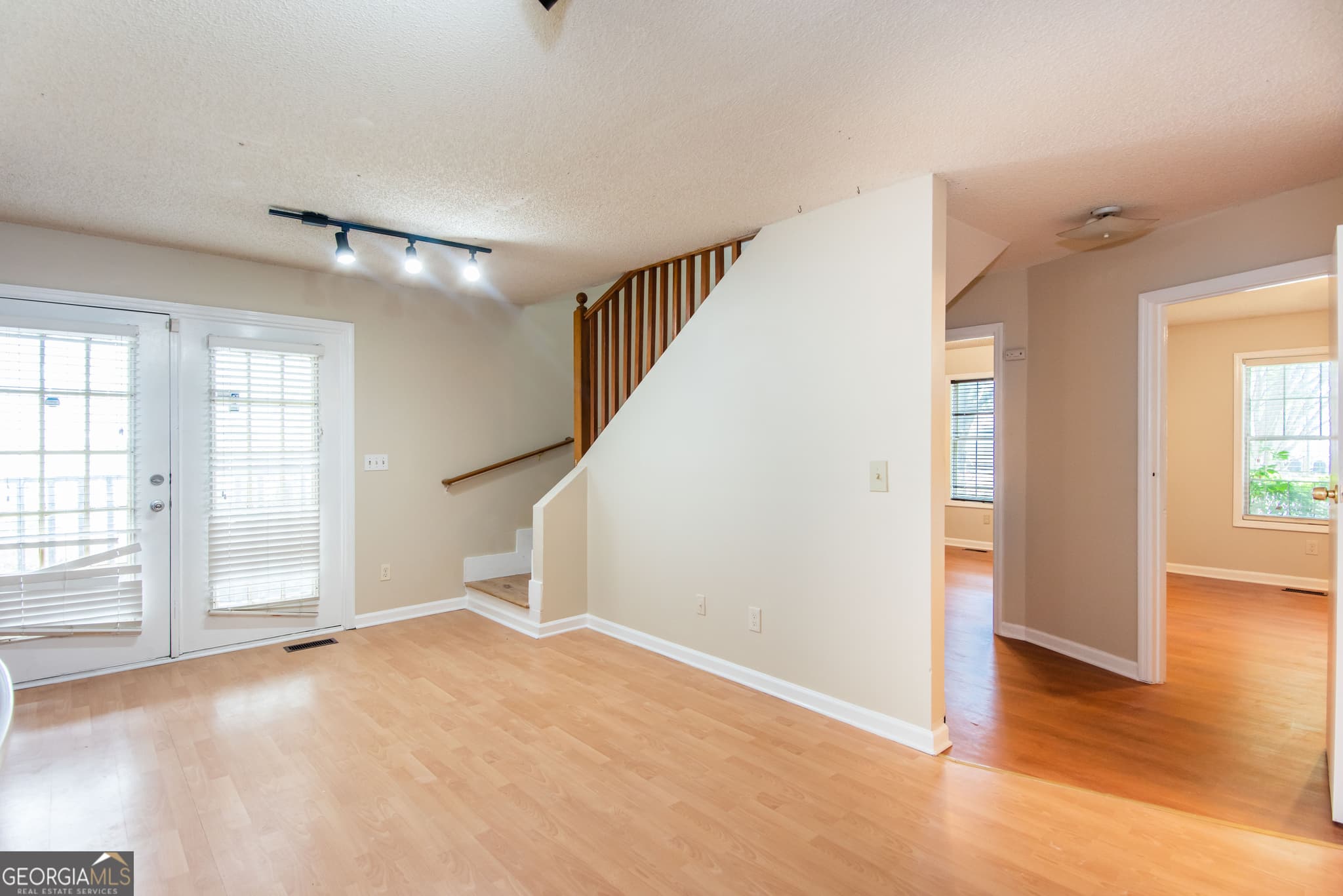 4 bedroom, 2 bathroom quadruplex for rent at 664 Bellemeade Avenue B-2, Atlanta, GA 30318 for $2,195 a month — photo 4