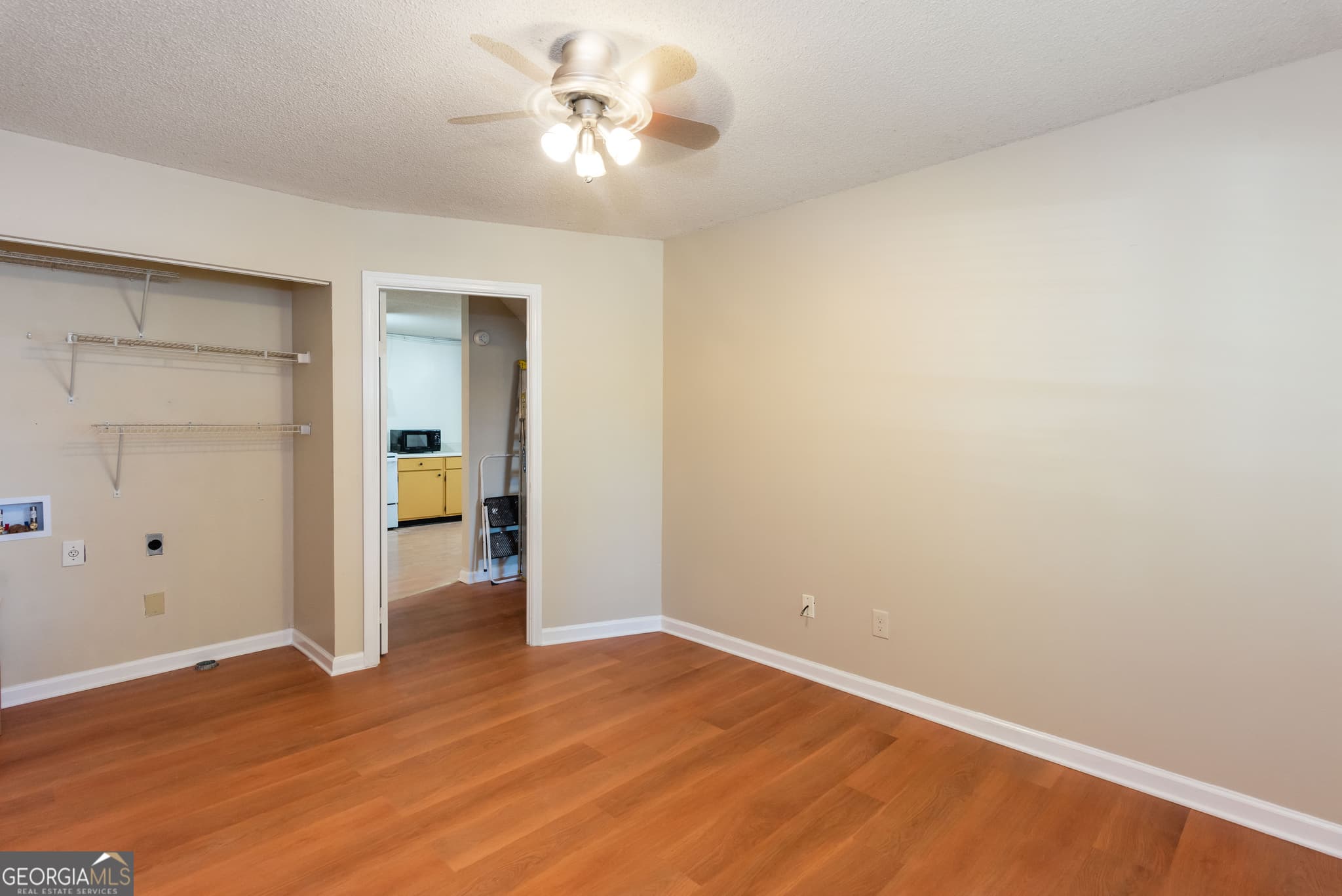 4 bedroom, 2 bathroom quadruplex for rent at 664 Bellemeade Avenue B-2, Atlanta, GA 30318 for $2,195 a month — photo 8