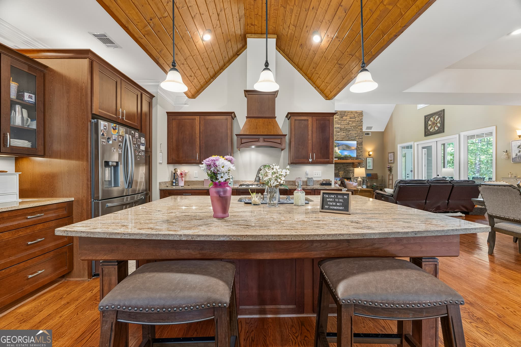 5 bedroom, 5 bathroom, 4,621 sq ft single family residence for sale at 540 Capri Point, Lavonia, GA 30553 — photo 9