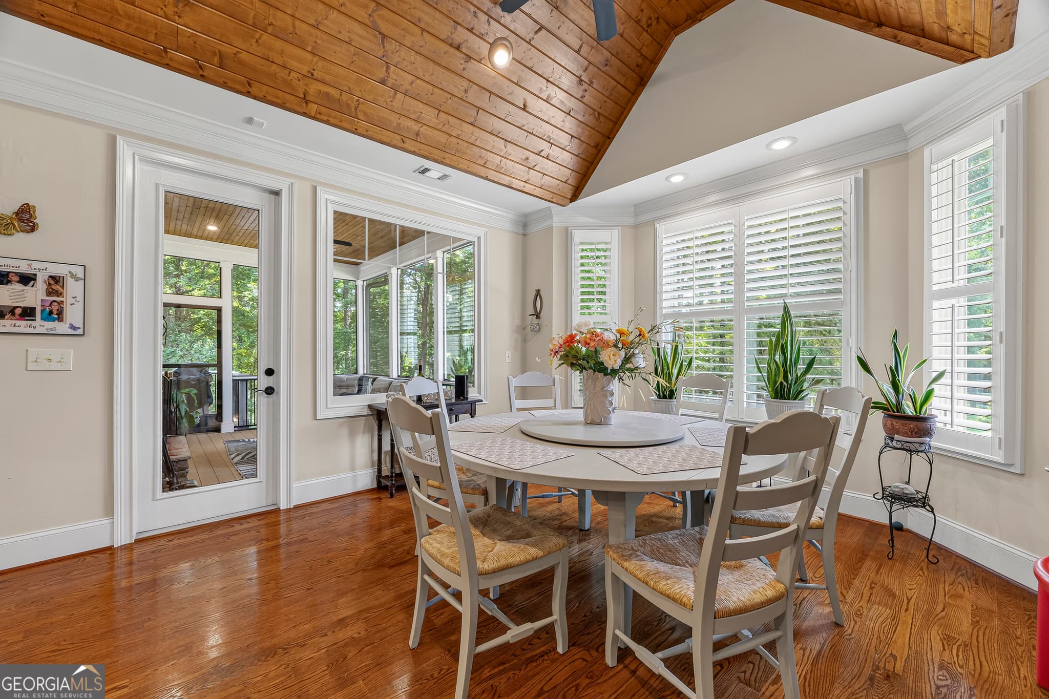5 bedroom, 5 bathroom, 4,621 sq ft single family residence for sale at 540 Capri Point, Lavonia, GA 30553 — photo 10