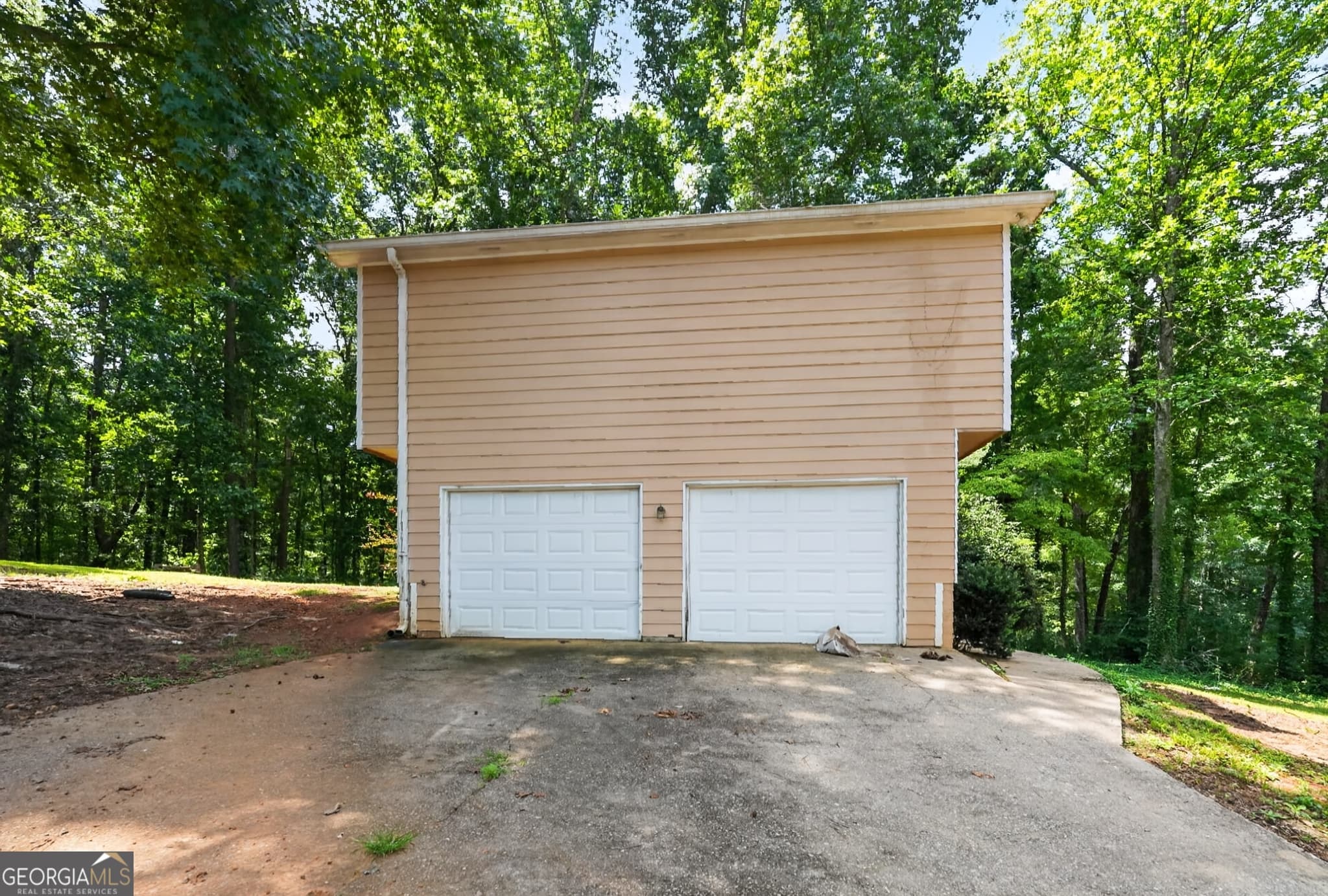 3 bedroom, 2 bathroom, 1,824 sq ft single family residence for sale at 277 Acorn Tree Drive, Dallas, GA 30132 — photo 9