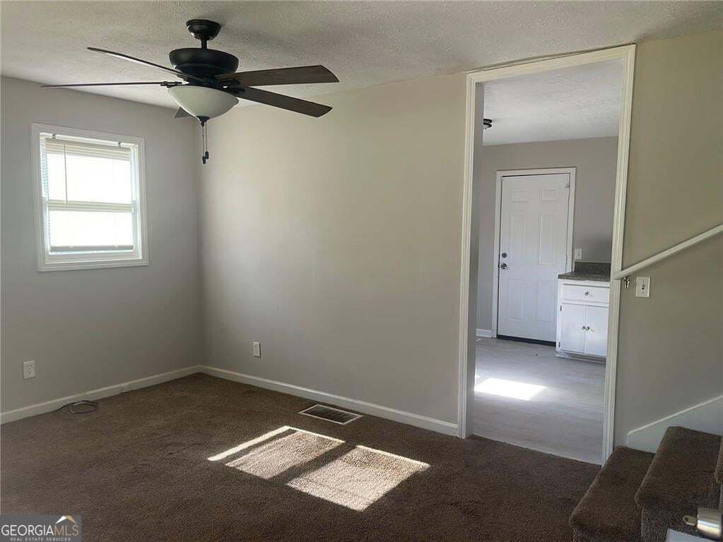 3 bedroom, 2 bathroom, 1,102 sq ft single family residence for sale at 130 Knob Drive, Carrollton, GA 30116 — photo 3