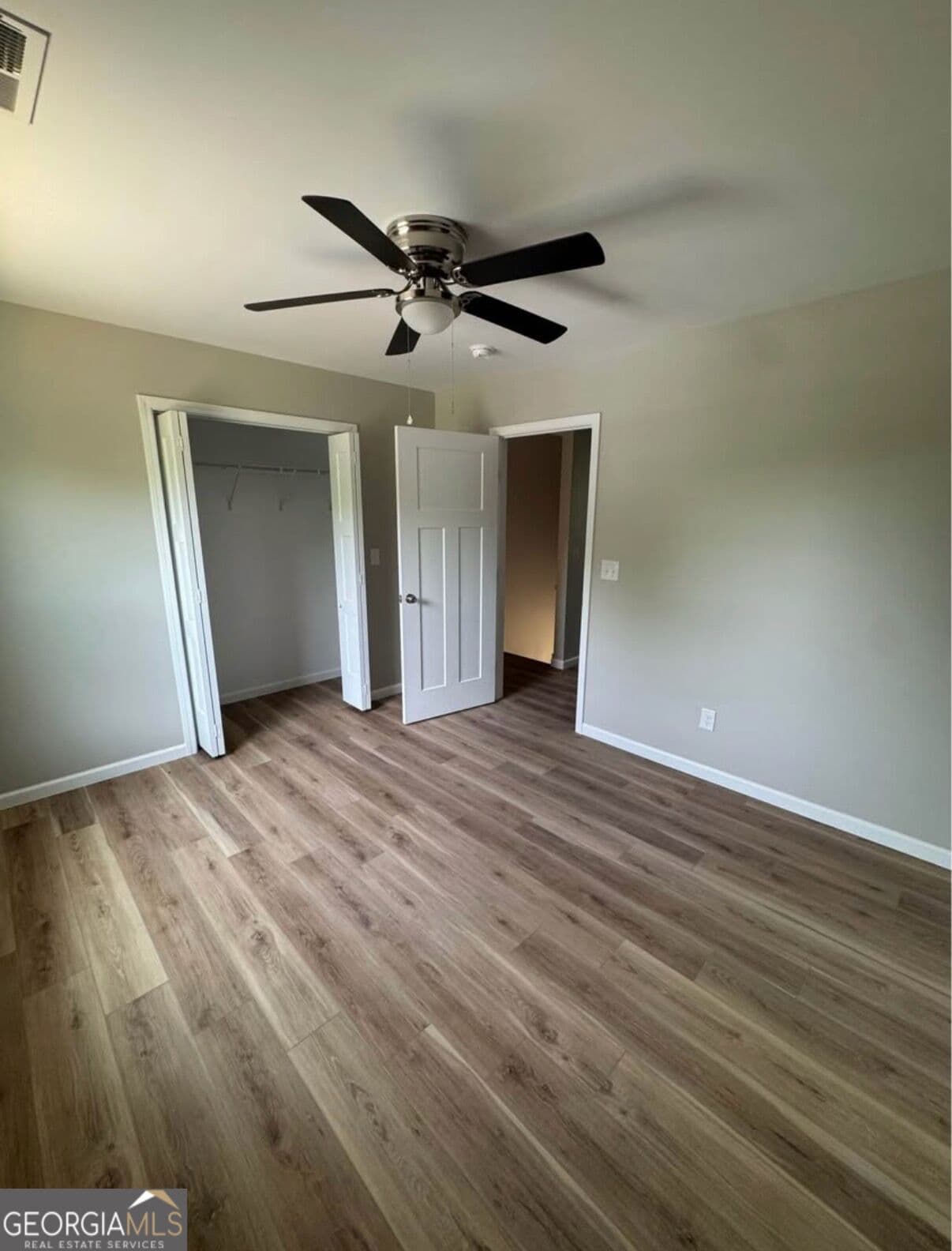 2 bedroom, 1.5 bathroom duplex for rent at 2875 Old Rome Road A, Dalton, GA 30720 for $1,350 a month — photo 4