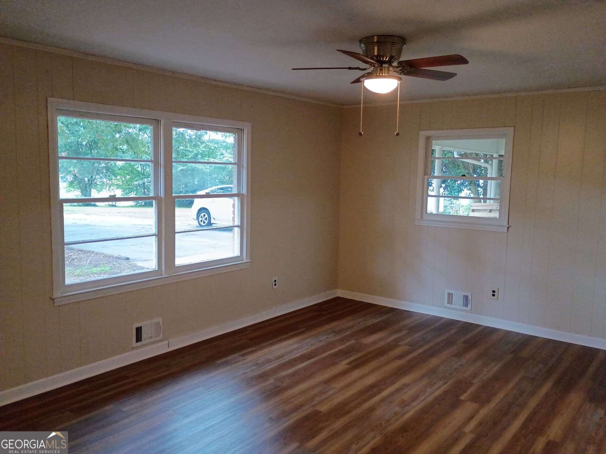 4 bedroom, 2 bathroom, 1,500 sq ft single family residence for sale at 70 Fifth Street, Hartwell, GA 30643 — photo 3