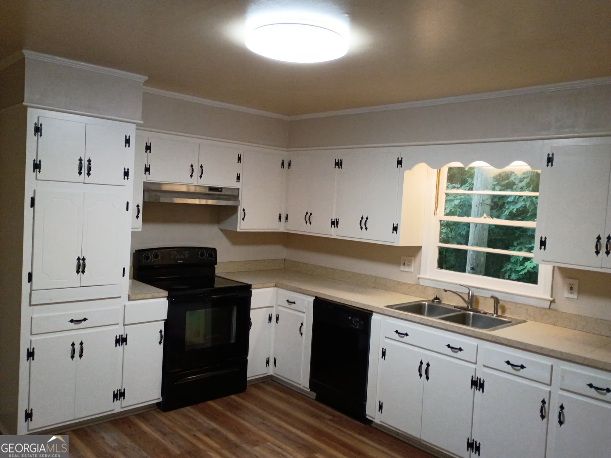 4 bedroom, 2 bathroom, 1,500 sq ft single family residence for sale at 70 Fifth Street, Hartwell, GA 30643 — photo 5