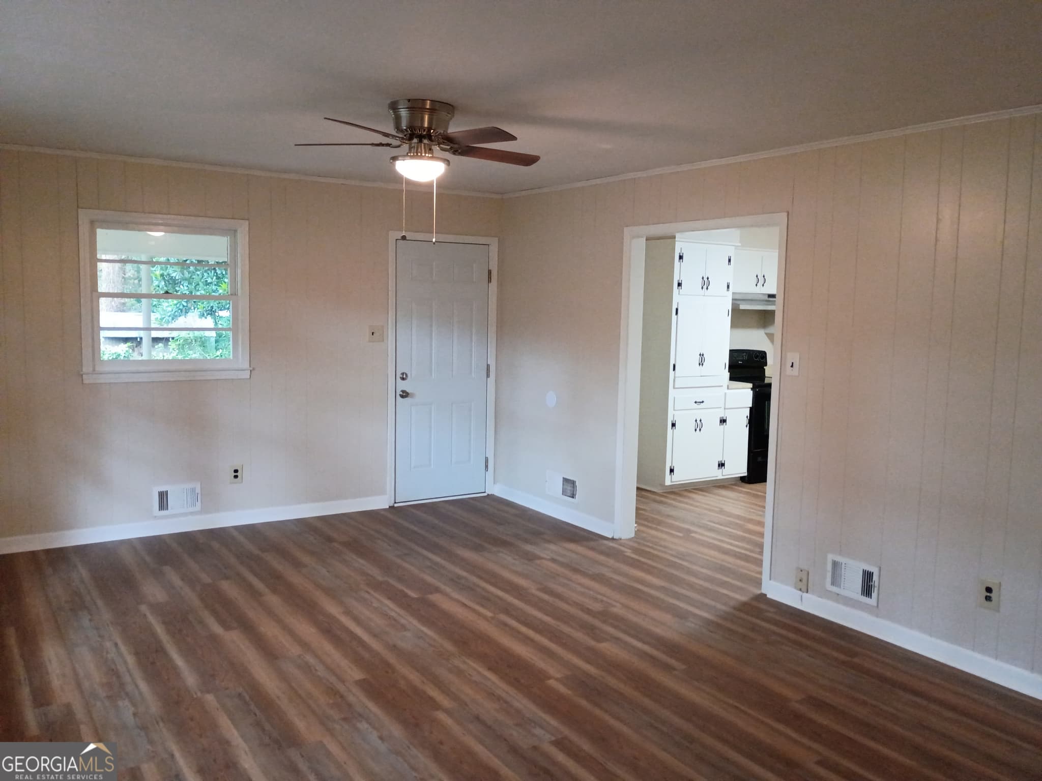 4 bedroom, 2 bathroom, 1,500 sq ft single family residence for sale at 70 Fifth Street, Hartwell, GA 30643 — photo 4