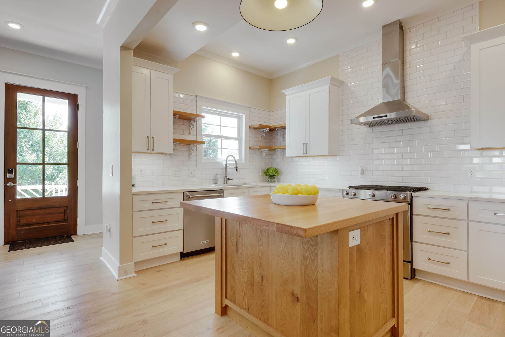 3 bedroom, 2.5 bathroom, 2,164 sq ft single family residence for sale at 179 Steepleview Drive, Athens, GA 30606 — photo 3