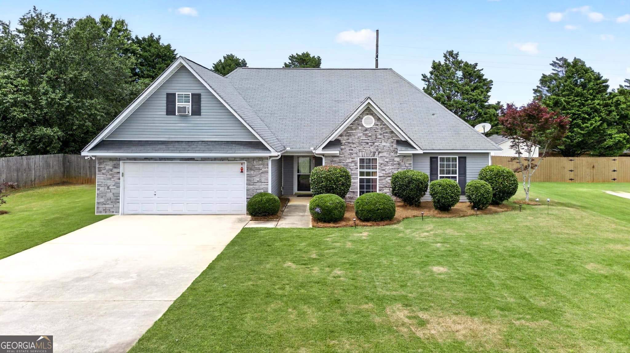4 bedroom, 2 bathroom, 2,146 sq ft single family residence sold at 107 Bramble Way, Griffin, GA 30224