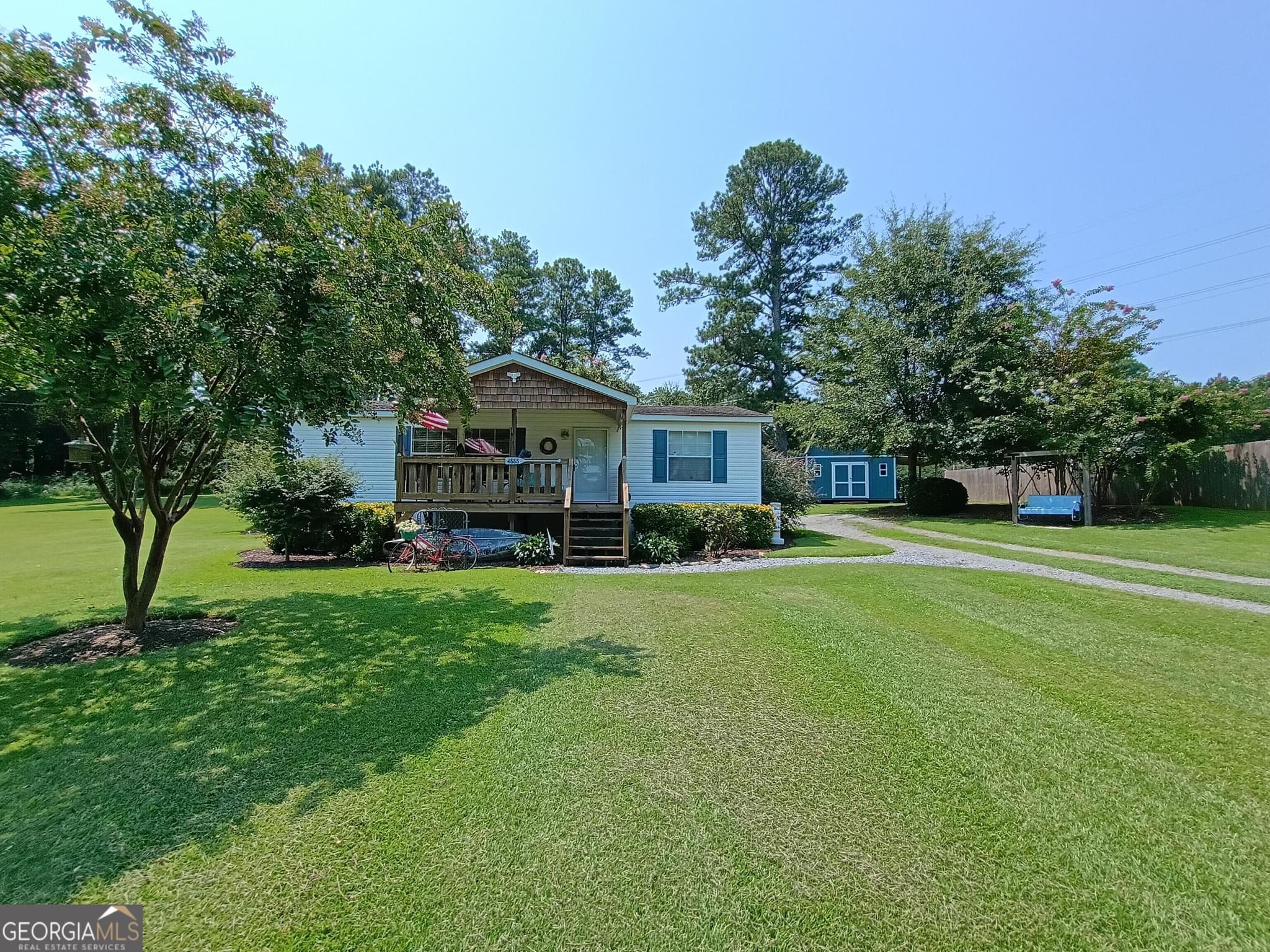 2 bedroom, 2 bathroom, 1,120 sq ft single family residence for sale at 4888 Allen Circle, Acworth, GA 30102 — photo 2