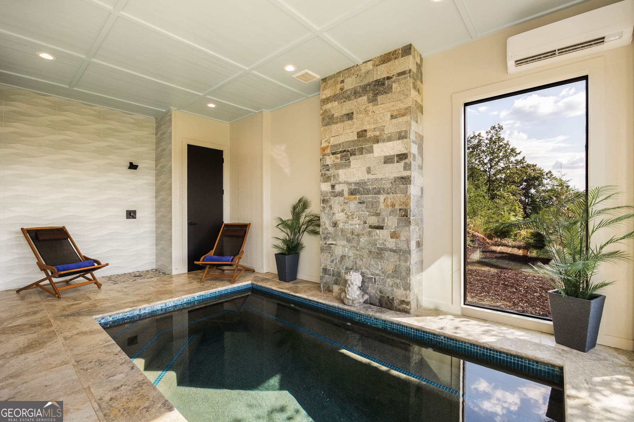 4 bedroom, 4.5 bathroom, 3,292 sq ft cabin,single family residence for sale at 251 Angel Heart Lane, Mineral Bluff, GA 30559 — photo 10
