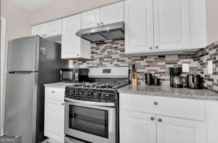 3 bedroom, 1.5 bathroom single family residence for rent at 422 Plainville Drive, Atlanta, GA 30331 for $1,900 a month — photo 6
