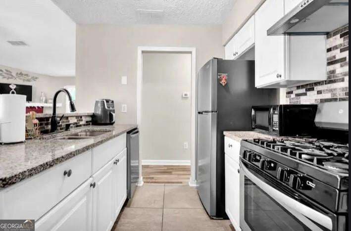 3 bedroom, 1.5 bathroom single family residence for rent at 422 Plainville Drive, Atlanta, GA 30331 for $1,900 a month — photo 4