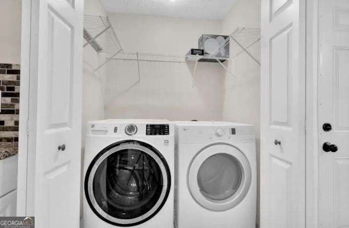 3 bedroom, 1.5 bathroom single family residence for rent at 422 Plainville Drive, Atlanta, GA 30331 for $1,900 a month — photo 8