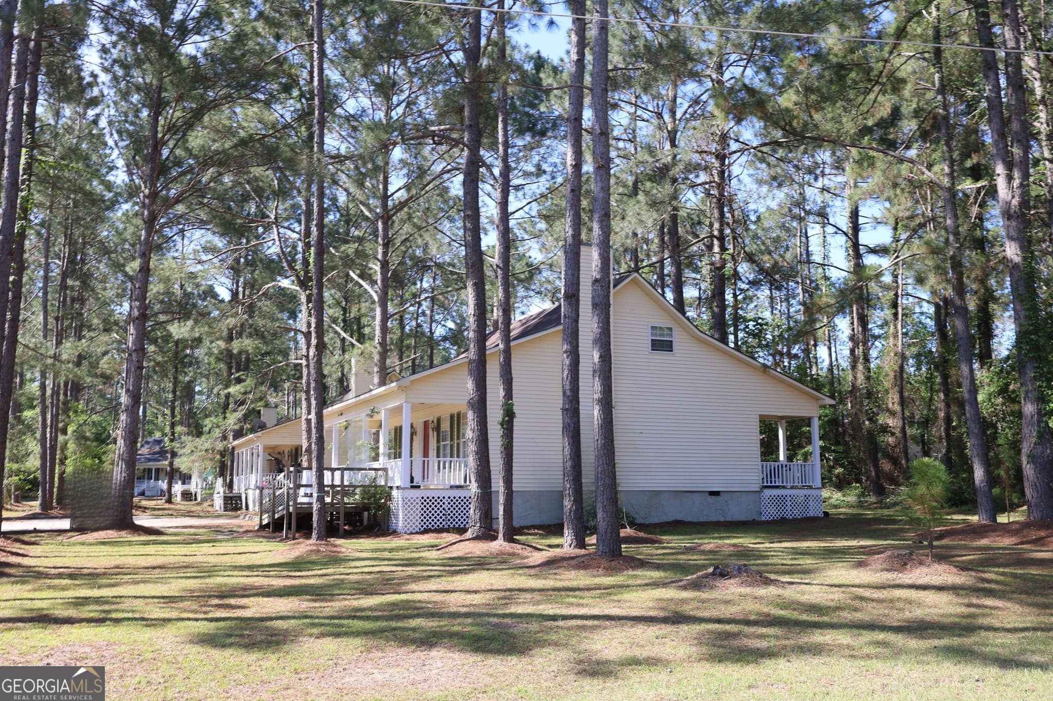 3 bedroom, 2 bathroom, 1,634 sq ft single family residence for sale at 500 S Kevin Court, Statesboro, GA 30461 — photo 3