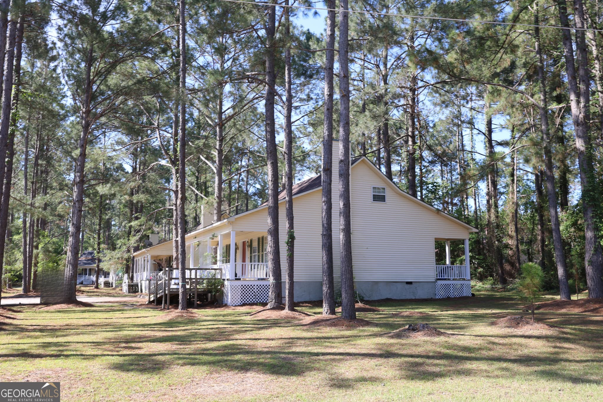 3 bedroom, 2 bathroom, 1,634 sq ft single family residence for sale at 500 S Kevin Court, Statesboro, GA 30461 — photo 4