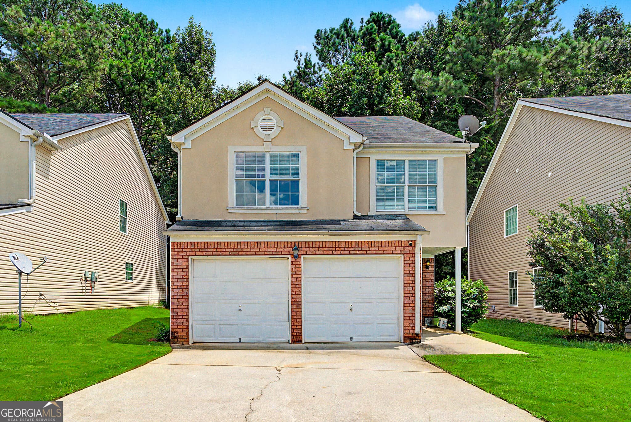 4 bedroom, 3 bathroom, 1,970 sq ft single family residence for sale at 1141 Gable Terrace, Jonesboro, GA 30236