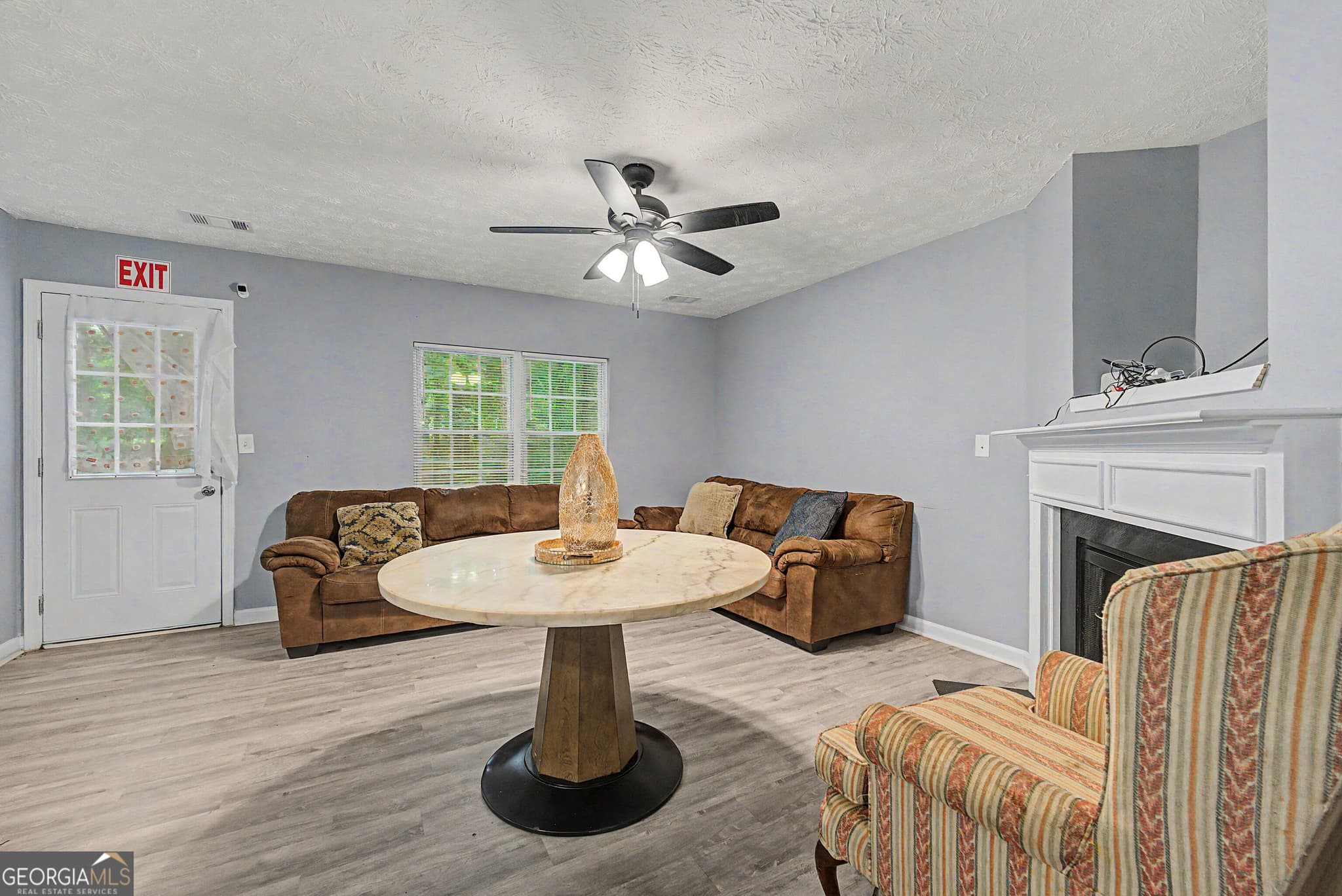 4 bedroom, 3 bathroom, 1,970 sq ft single family residence for sale at 1141 Gable Terrace, Jonesboro, GA 30236 — photo 5
