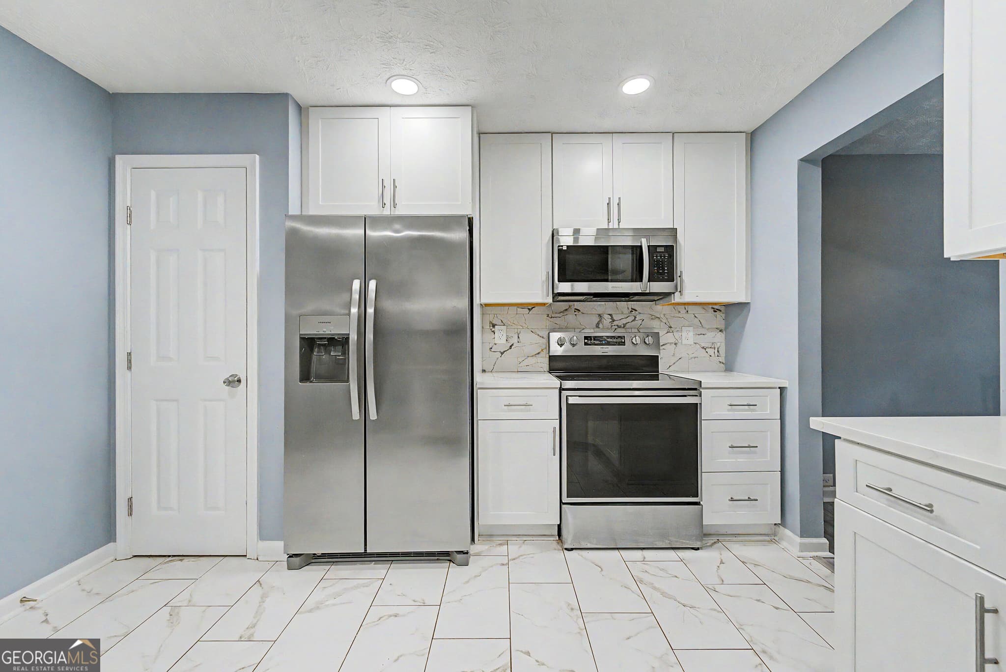 4 bedroom, 3 bathroom, 1,970 sq ft single family residence for sale at 1141 Gable Terrace, Jonesboro, GA 30236 — photo 10