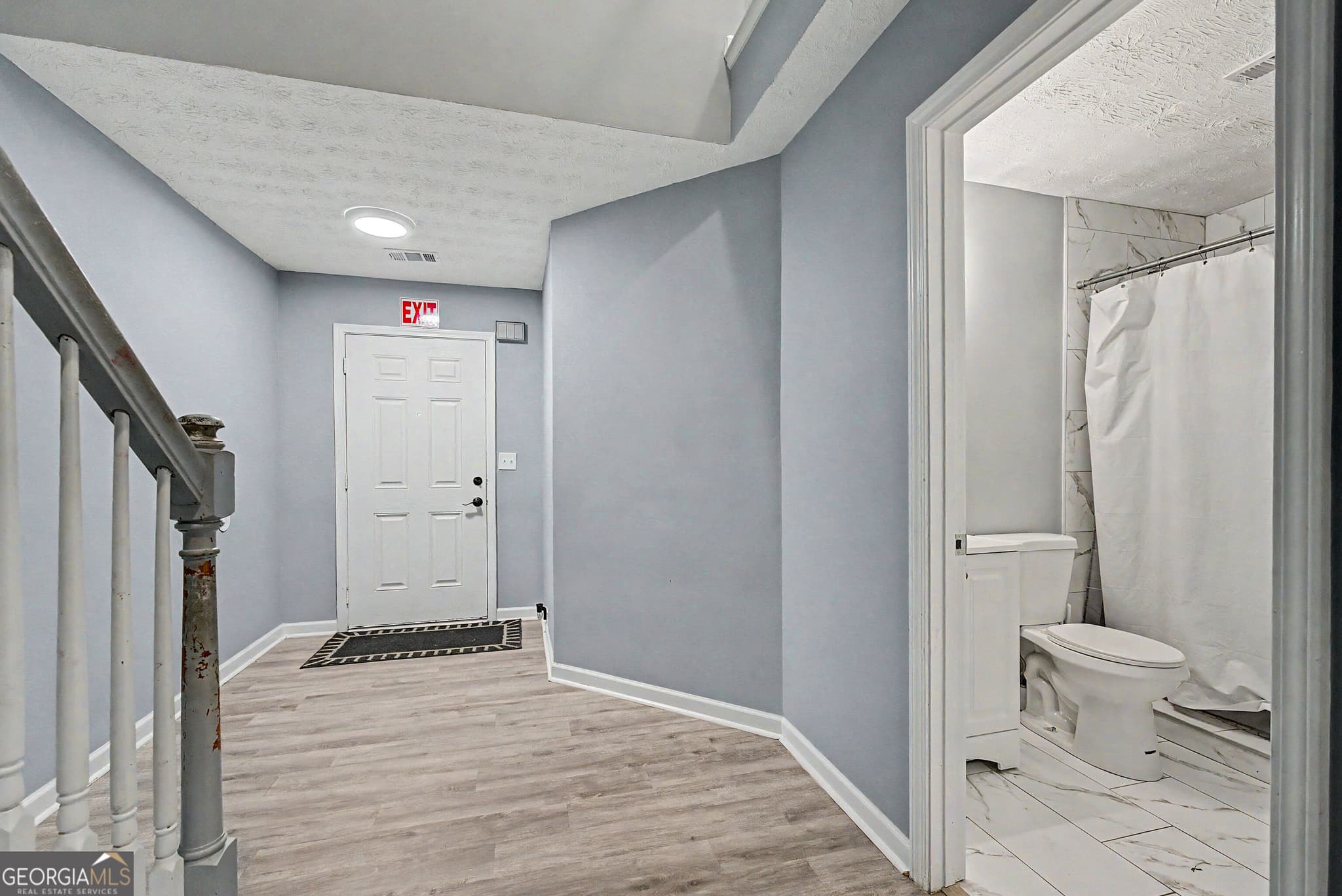 4 bedroom, 3 bathroom, 1,970 sq ft single family residence for sale at 1141 Gable Terrace, Jonesboro, GA 30236 — photo 4