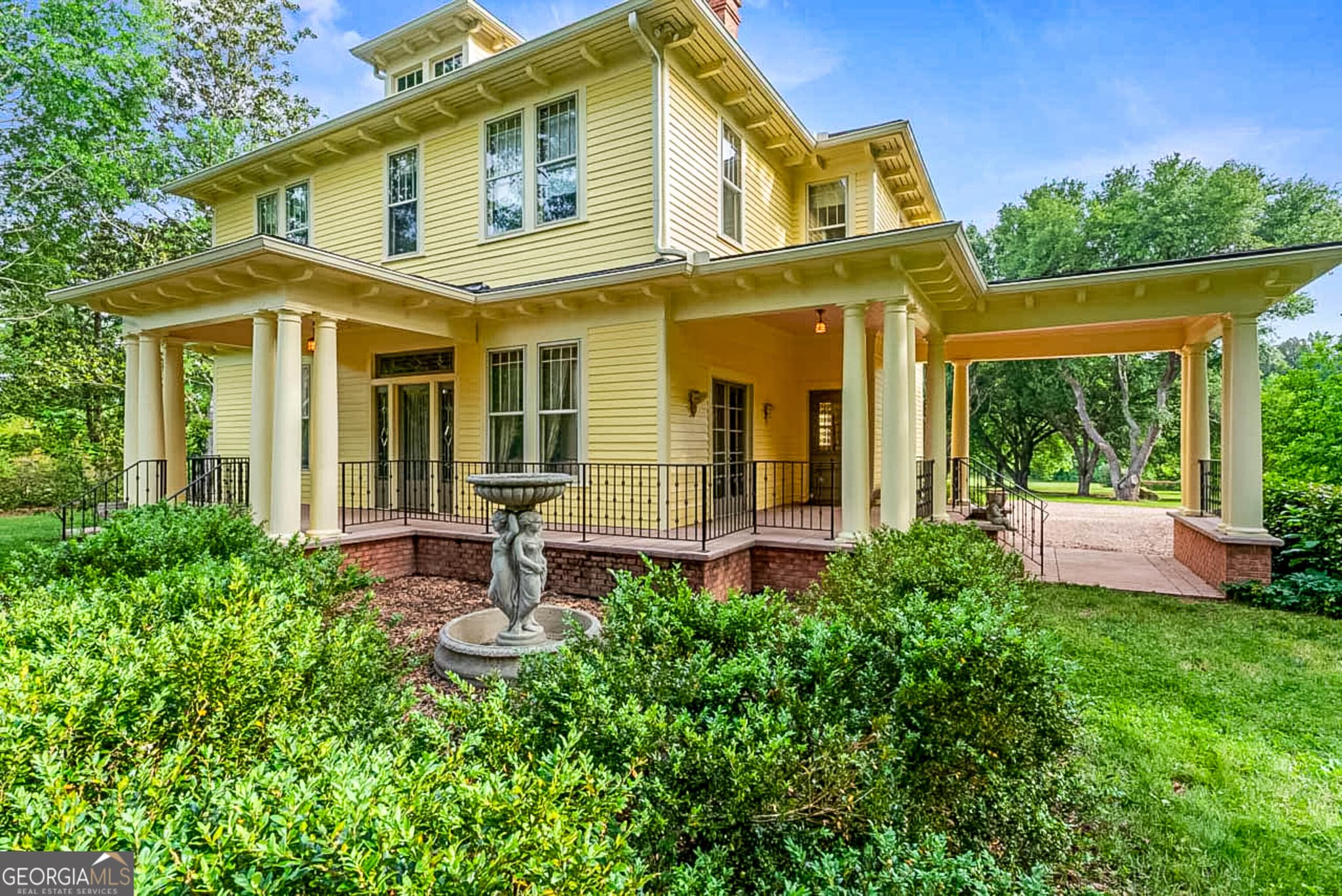 5 bedroom, 2 bathroom, 3,066 sq ft single family residence for sale at 3021 Teamon Road, Griffin, GA 30223 — photo 5