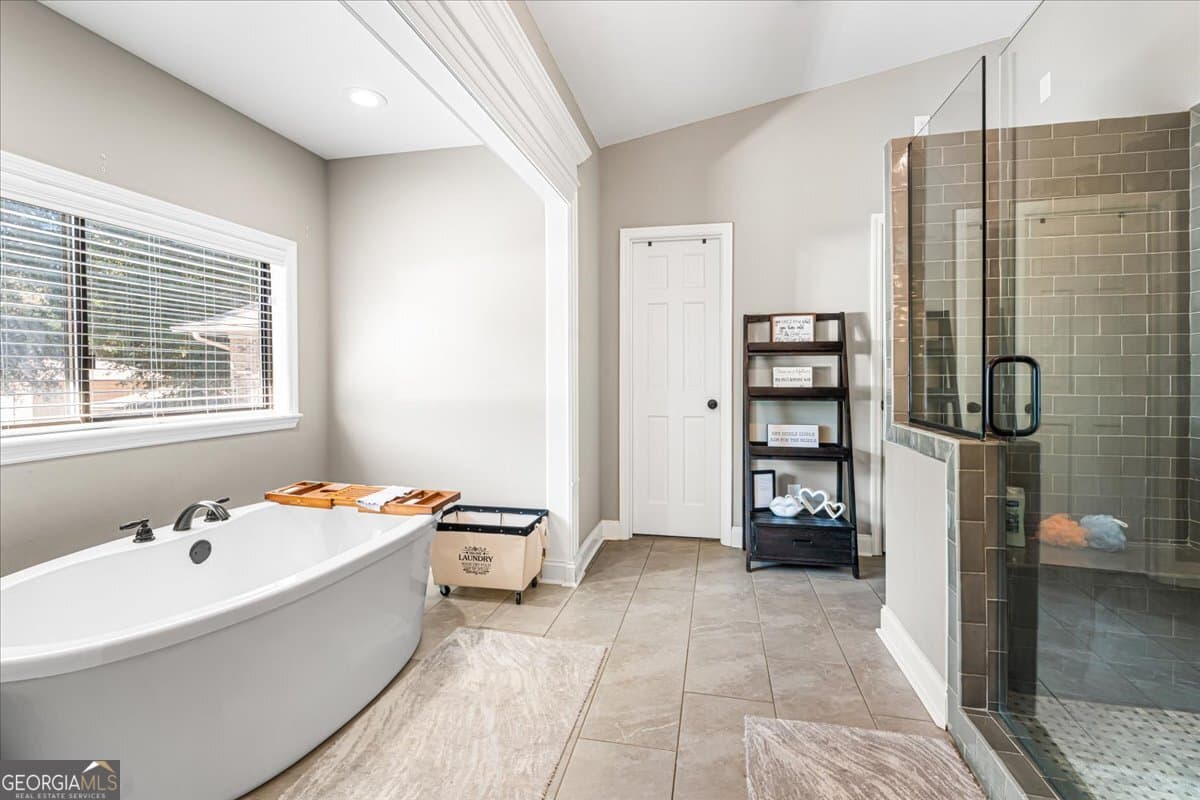 4 bedroom, 3.5 bathroom, 5,354 sq ft single family residence for sale at 230 Tucker Road, Warner Robins, GA 31088 — photo 3