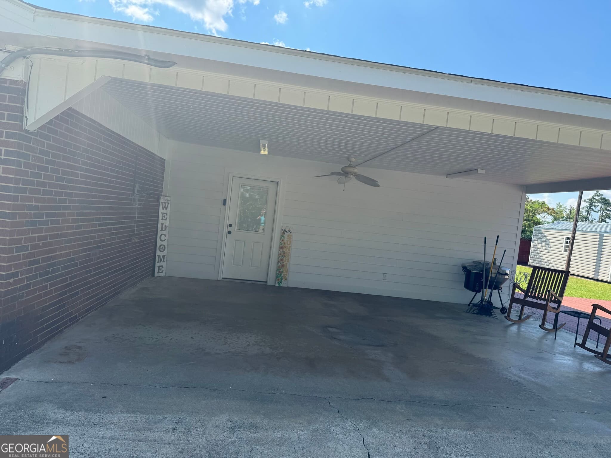 4 bedroom, 2.5 bathroom, 2,096 sq ft single family residence for sale at 76 Burkett's Ferry Road, Hazlehurst, GA 31539 — photo 4